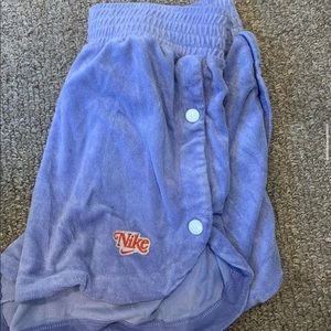 VINTAGE LOOKING NIKE SHORTS💜💜